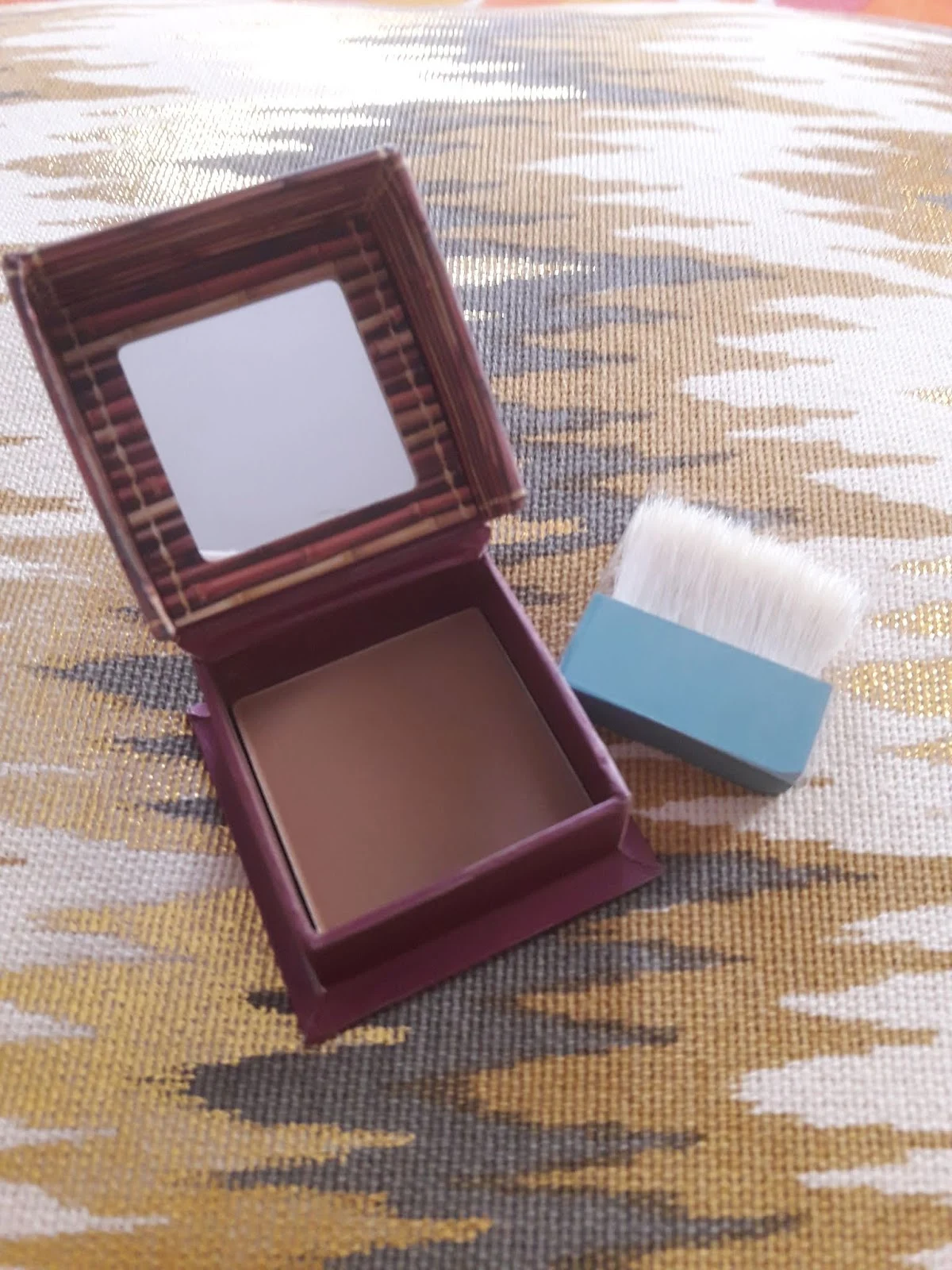 Five Uses of the Benefit Hoola Bronzer Five Uses of the Benefit Hoola Bronzer