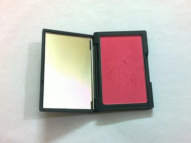 Sleek Makeup Powder Blush in Flamingo - Review & Swatches