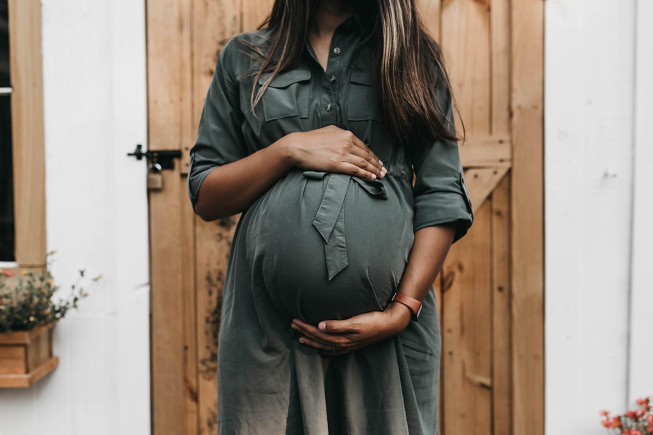 Why Recognizing the Beauty of Pregnancy Fosters a Positive Outlook Why Recognizing the Beauty of Pregnancy Fosters a Positive Outlook