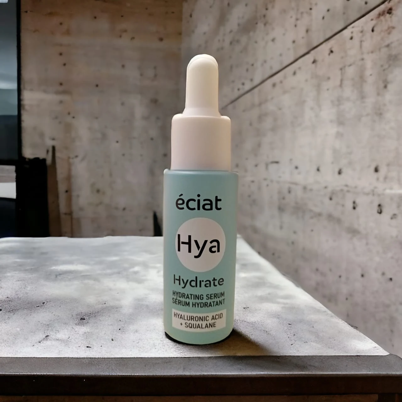 éciat Hydrating Serum Review éciat Hydrating Serum Review
