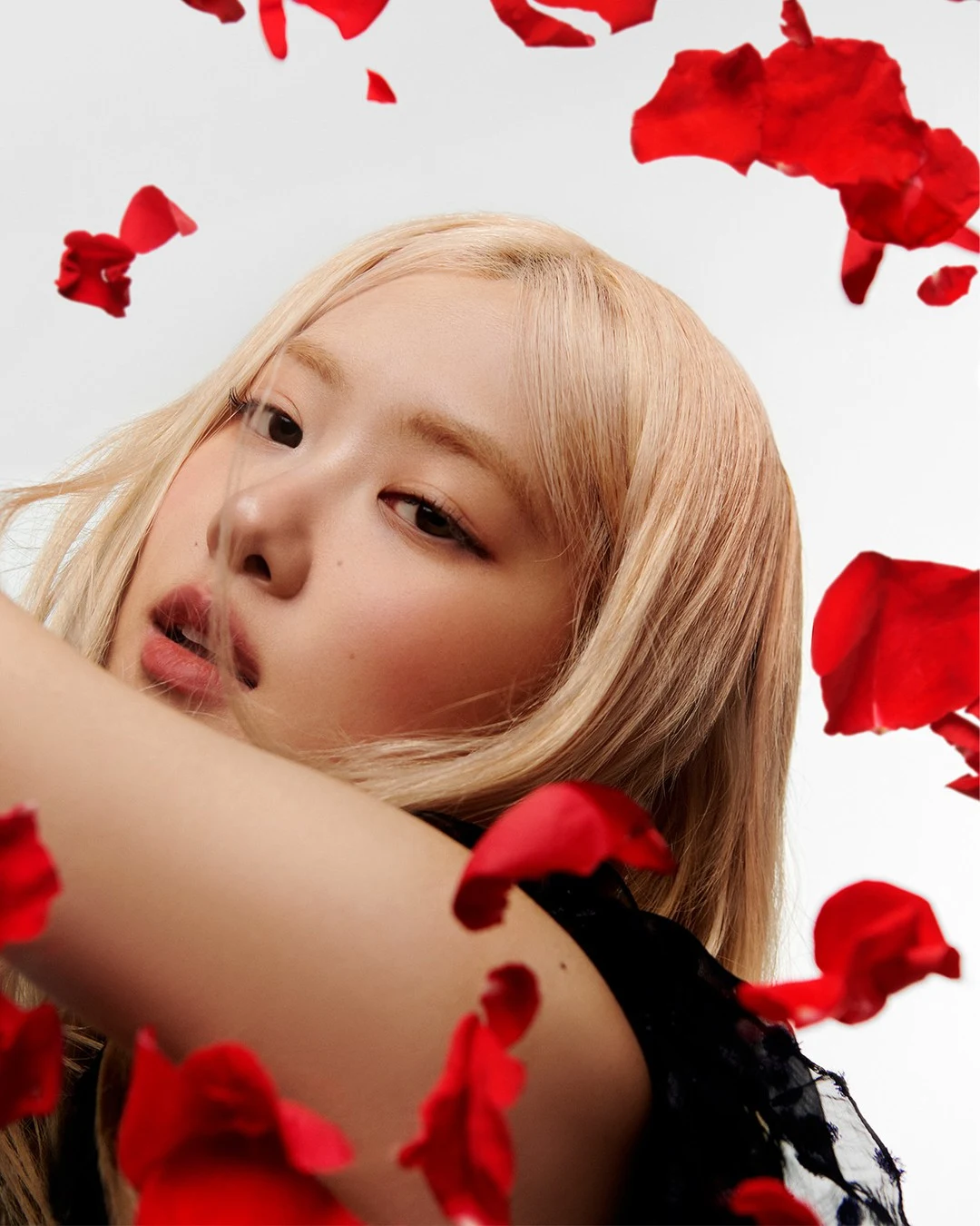 Rosé Talks Identity and Anonymity in Dazed’s Kamara-Era Finale