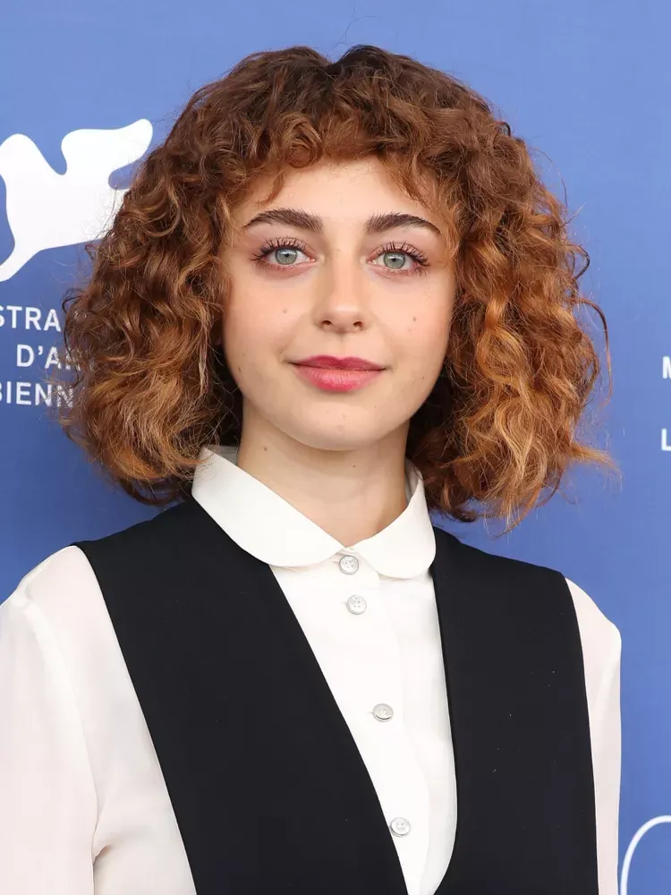 blunt baby bang look