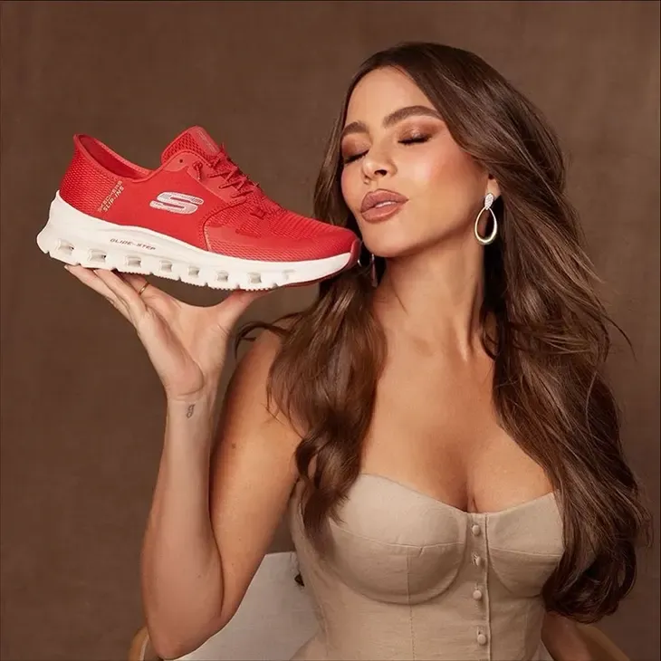 Sofía Vergara Named Global Brand Ambassador for Skechers’ Hands-Free Era