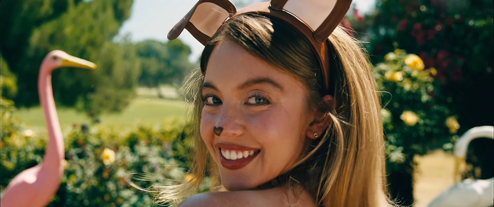 Sydney Sweeney Brings Heat as Cassie Launches OnlyFans in Euphoria Season 3