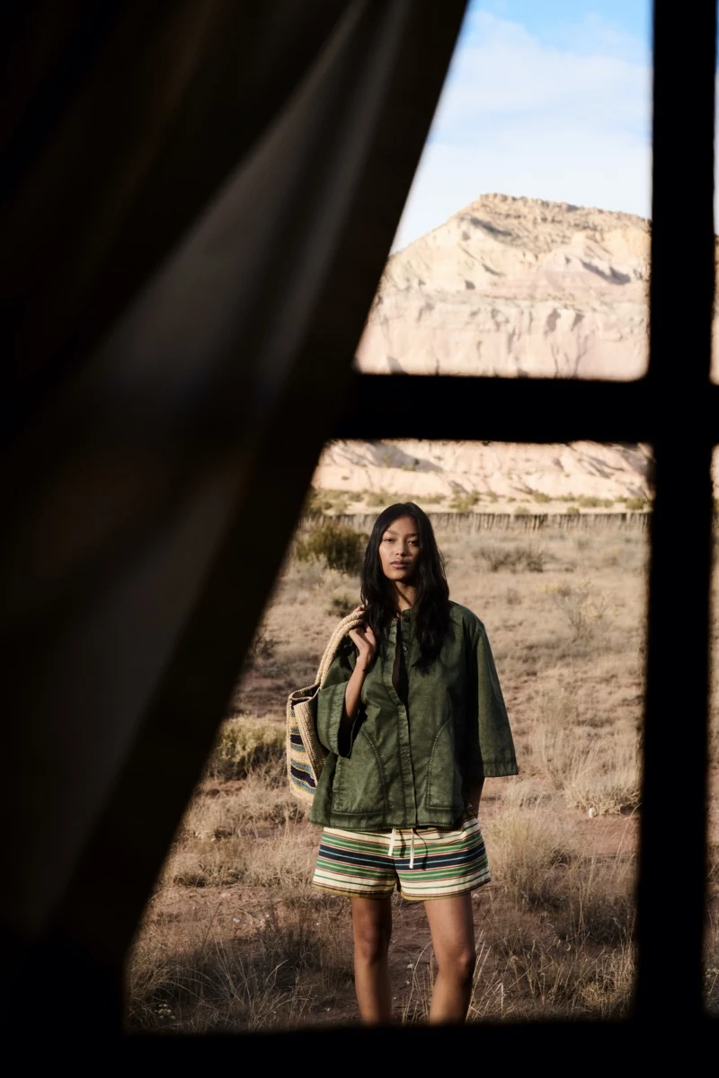 Banana Republic desert inspired spring collection