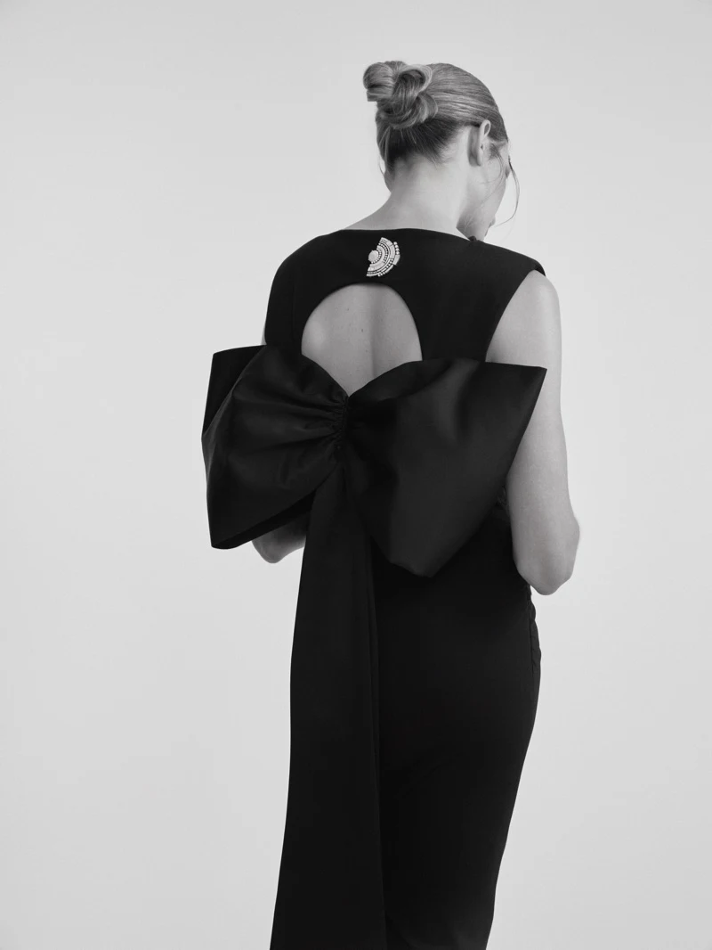 Bette Franke Delivers High-Glam Party Style in ELLE Germany 2025