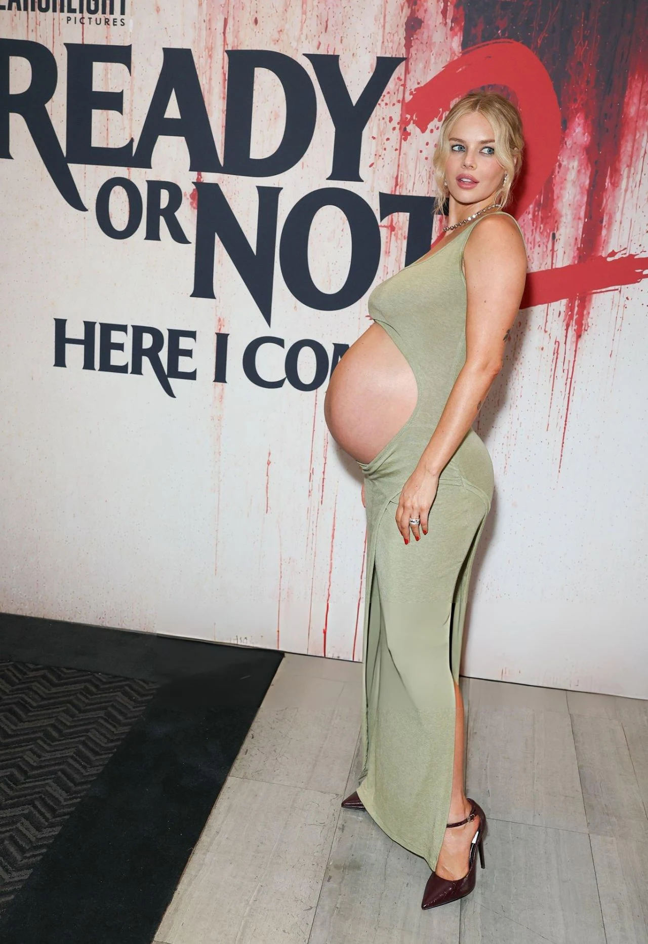 Samara Weaving pregnant baby bump Ready or Not 2 screening outfit